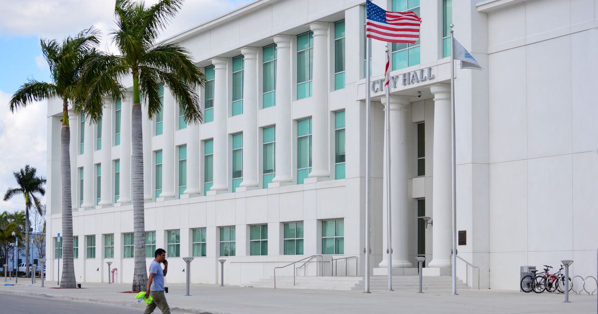 Homestead define sus nuevos cargos municipales tras una jornada calmada y de baja participación