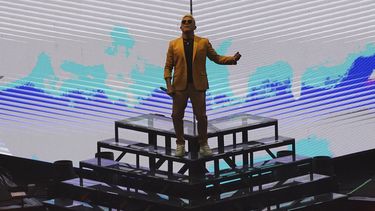 El cantautor español Alejandro Sanz se presenta en concierto en el Auditorio Nacional de la Ciudad de México el 9 de marzo de 2023.