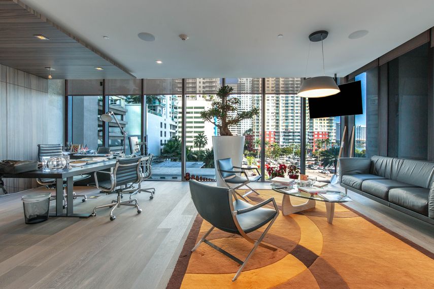 Gran parte de los agentes de oficinas en el sur de Florida no consideran que el trabajo desde casa se convierta en una tendencia.