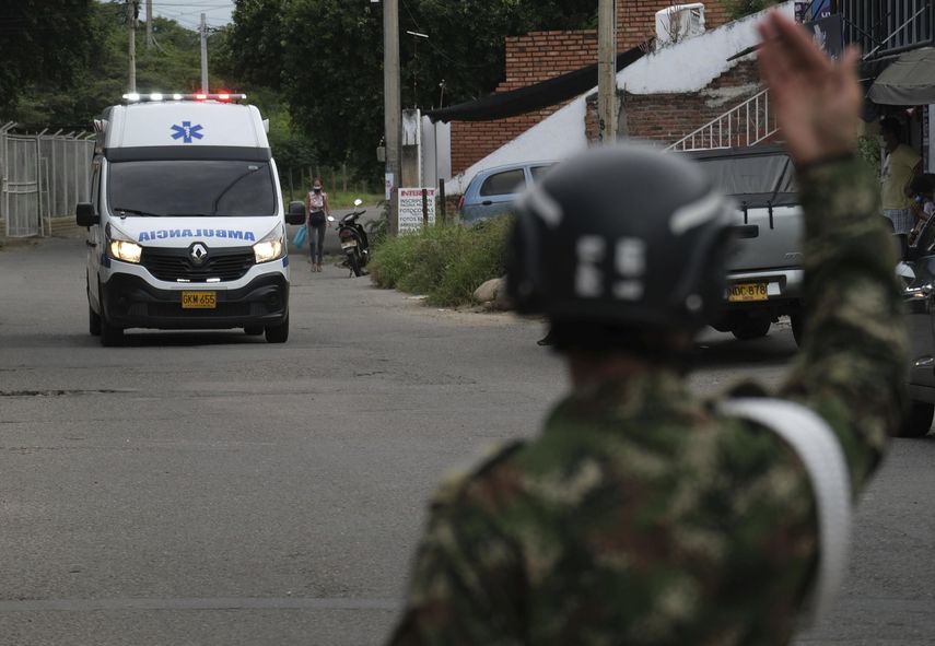 Colombia acusa a disidentes de FARC de asesinar a coronel secuestrado