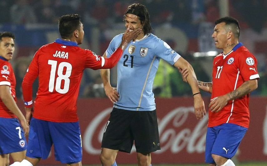 Cavani y Jara fueron suspendidos durante la Copa América. (EFE)