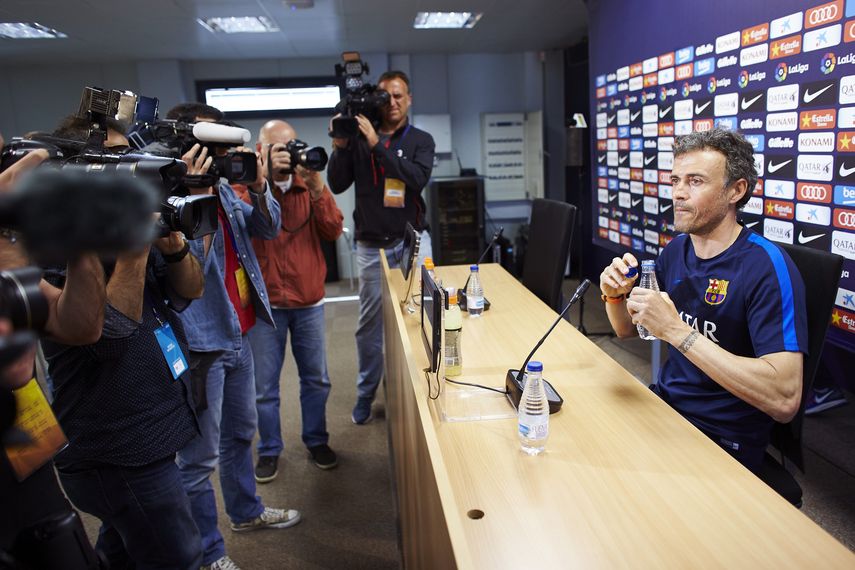 Luis Enrique pidió a la fanaticada culé que asista al Camp Nou y apoye al equipo.&nbsp;