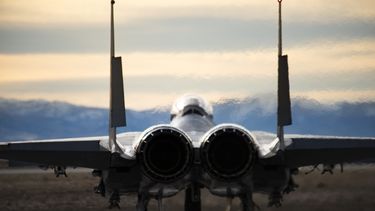 cazas de eeuu interceptan bombarderos rusos con capacidad nuclear cerca de alaska por segunda vez este mes