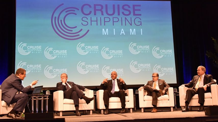Arnold Donald, el presidente y director ejecutivo de Carnival Corporation & plc; Richard Fain, director ejecutivo de Royal Caribbean Cruises Ltd.; Frank J. Del Rio, presidente y director ejecutivo de Norwegian Cruise Line Holdings Ltd. y Pierfrancesco