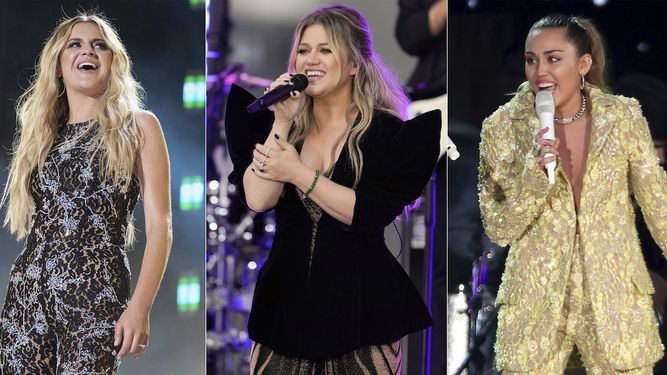 En esta combinación de fotografías, Kelsea Ballerini en el CMA Fest 2022 en Nashville, Tennesee, el 10 de junio de 2022, izquierda, Kelly Clarkson durante una presentación en Today de NBC en Nueva York el 22 de septiembre de 2023, centro, y Miley Cyrus durante su presentación en la 61a edición anual del Grammy en Los Angeles el 10 de febrero de 2019. Las tres artistas han realizado álbumes a partir de sus divorcios y están nominadas al Grammy.&nbsp;&nbsp;