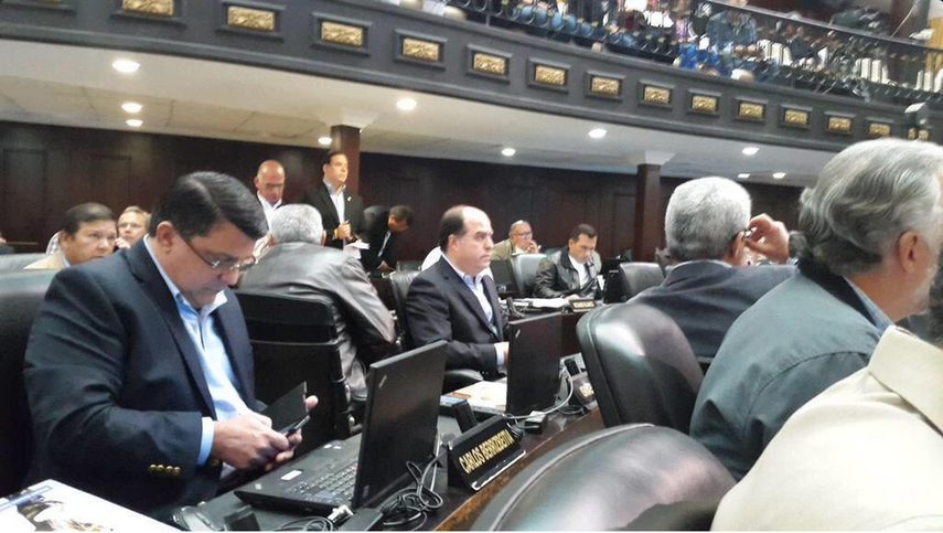 Borges en la Asamblea Nacional, en la sesión que se desarrolla este martes. (Foto: Twitter)