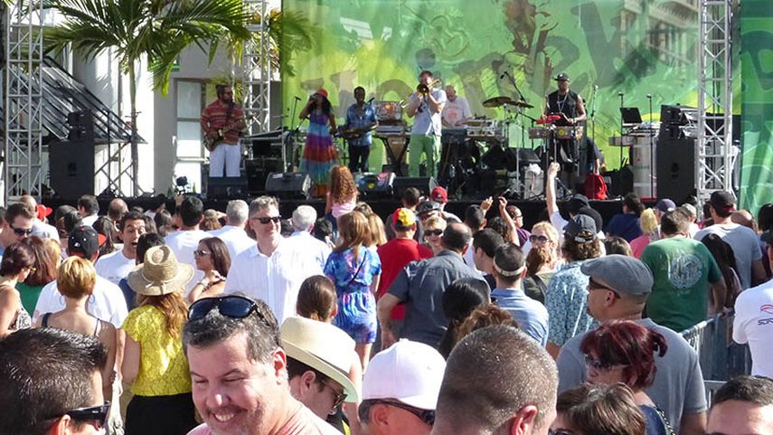 Un día de diversión en el carnaval de Miami. (Fotos: Álvaro Mata)