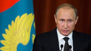 Putin y Obama también reafirmaron la importancia de continuar con las conversaciones de paz para Siria, y hablaron sobre la situación en Ucrania (EFE)