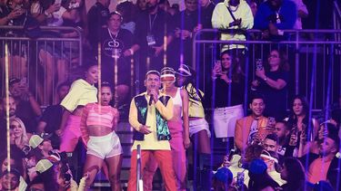 Tito El Bambino act&uacute;a en Premios Juventud 2019.