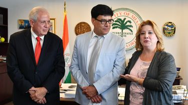 &nbsp;Tomás Regalado, Adrián Mesa y Lina Ruiz.