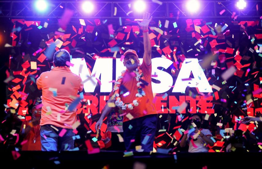 Los candidatos de los diferentes partidos cierran campaña electoral y se preparan para las votaciones del próximo domingo 18 de octubre.