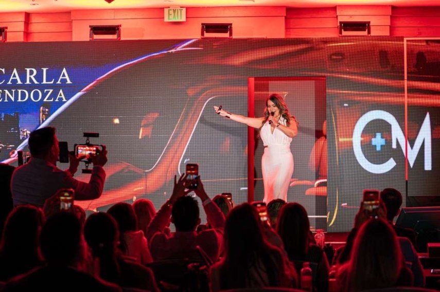 Carla Mendoza en el evento Huellas 2026.