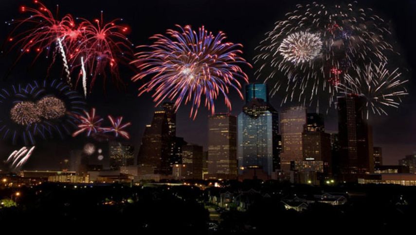 Lo más esperado del 4 de Julio son los espectáculos de fuegos artificiales que se realizan en en todo el país.