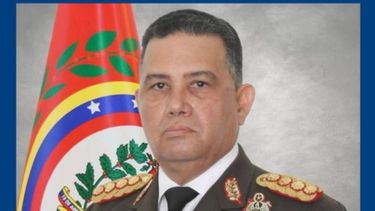El nuevo Ministro de Defensa de Venezuela, General en Jefe Gustavo González López, había sido nombrado por Delcy Rodríguez como comandante de la Guardia de Honor Presidencial tras la captura de Nicolás Maduro. El militar estuvo dos veces como director del centro de detenciones del Servicio Bolivariano de Inteligencia Militar (Sebin)