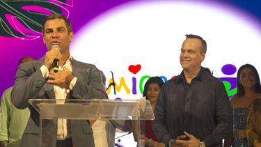 Francis Suárez, alcalde de Miami, y Jorge Plasencia, cofundador de Amigos for Kids.&nbsp;