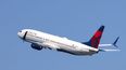 Aeronave de Delta Airlines segundos después de despegar.