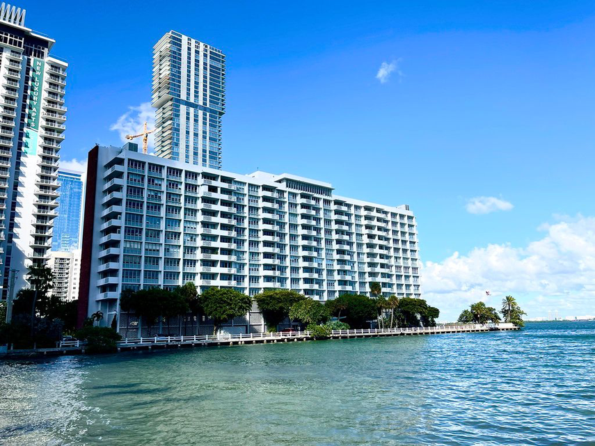 Condominio Biscayne 21 en Miami.