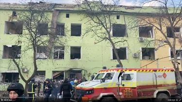 Ucrania: ataque ruso daña hospital de maternidad.
