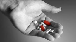 El uso de los antidepresivos se hizo popular&nbsp; tras la aparición del Prozac, descubierto por el belga Klaus Schmiegel.