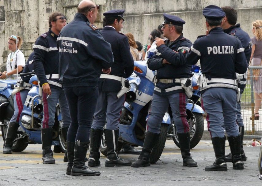 La organización tenía su base en Milán pero operaba en diversas ciudades del territorio, desde el norte como Turín o Génova, hasta el sur en Reggio Calabria o en la ciudad siciliana de Catania.
