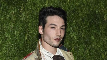 Ezra Miller asiste al 15to evento anual CFDA/Vogue Fashion Fund en Brooklyn Navy Yard, en Nueva York, el 5 de noviembre de 2018.&nbsp;