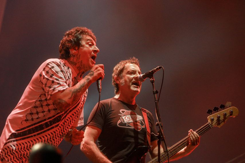 Evaristo, Sum&eacute;, Abel, Txiki y Tripi descargar&aacute;n sus repertorio de trallazos punk al igual que hicieran en los recintos m&aacute;s importantes