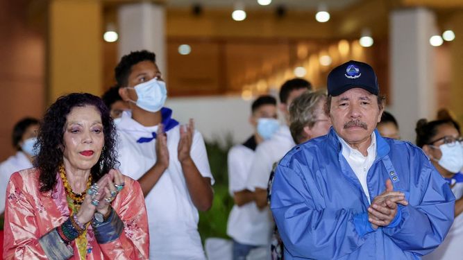 El dictador sandinista Daniel Ortega y su esposa Rosario Murillo.&nbsp;
