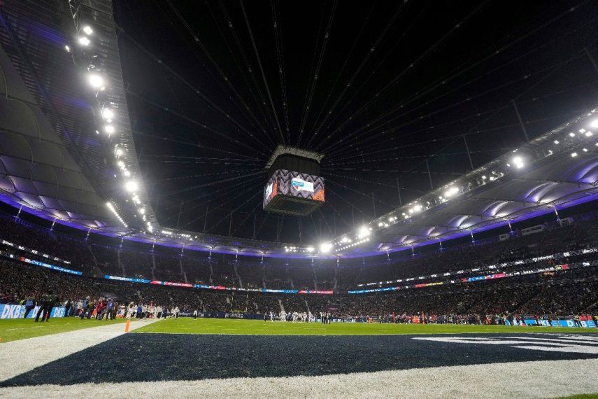 Vista general del interior del estadio mientras los Indianapolis Colts se enfrentan a los New England Patriots durante un partido de fútbol americano de la NFL en el Deutsche Bank Park Stadium en Frankfurt, Alemania, el 12 de noviembre de 2023.