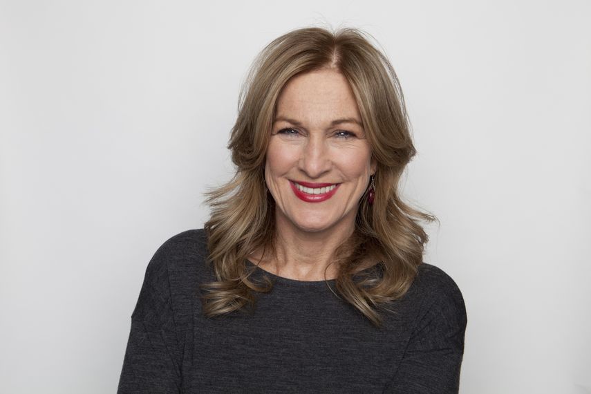 En esta foto de archivo del 30 de noviembre del 2012, la directora ejecutiva de (RED), Deborah Dugan, posa en Nueva York.&nbsp;