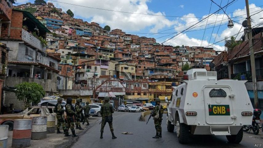 La policía y el ejército han intentado tomar el control de la Cota 905, pero ha sido imposible. Allí gobierno el hampa (CORTESIA)