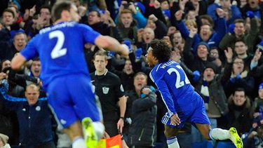 El Chelsea sigue con ventaja de siete puntos con respecto al segundo lugar en la Premier (EFE)