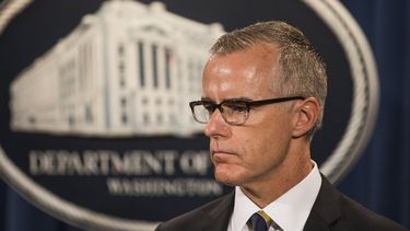 En una primera reacción,&nbsp;Andrew McCabe&nbsp;negó las acusaciones y aseguró que jamás ha mentido a los investigadores.&nbsp;
