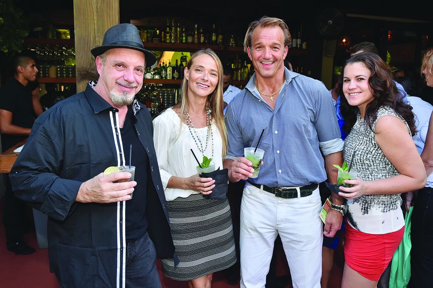 Joe Chirichigno, Olga L Rogers, Warrington Gillette y Liliya Heretsun. (ÁLVARO MATA)