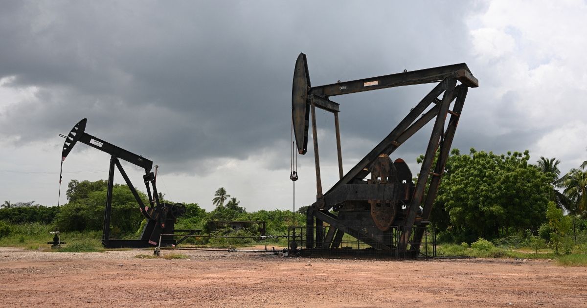 Propuesta de la oposición venezolana para reactivar la industria del petróleo