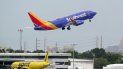 Un avión de Southwest momentos después de despegar. Un avión de Southwest momentos después de despegar.