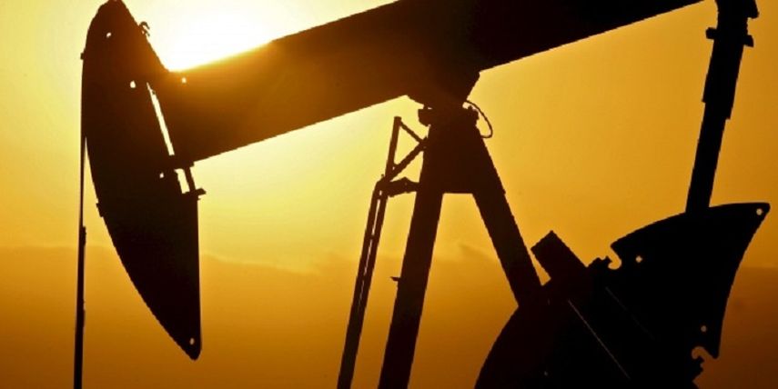 La caída de los precios ha lastrado los presupuestos de los países productores que dependen en gran medida de los ingresos por la venta de petróleo (ARCHIVO/EFE)