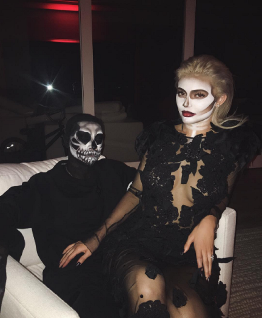 Kylie Jenner junto a su novio Tyga.