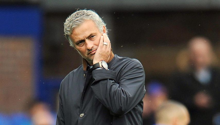 Mourinho negó cualquier posibilidad de fichar al argentino en su equipo.