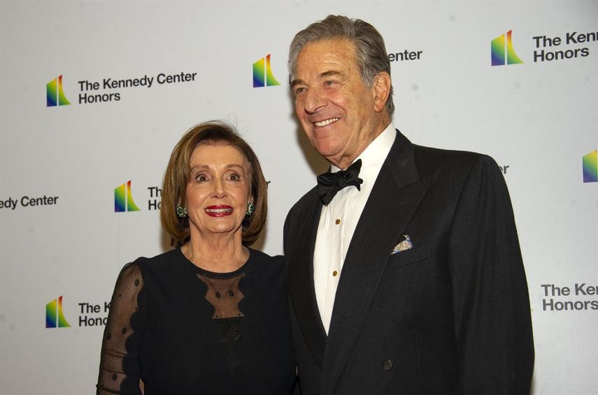 La presidenta de la Cámara de Representantes, la demócrata Nanci Pelosi y su esposo Paul Pelosi.