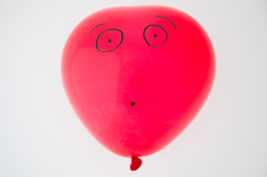 Hay personas que se sienten siempre hinchadas como un globo. En ese caso, mejor consultar con el médico.