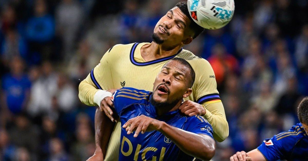 Venezolano Salomón Rondón comanda el primer triunfo del Oviedo fuera de casa