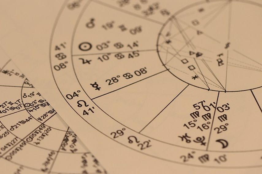 Hoy comienzo desde este espacio a esteblecer una comunicación con la audiencia de DIARIO LAS AMÉRICAS. Aquí hablaremos de astrología y metafísica. Como dice mi lema los invito a que se sientan dueños del universo.