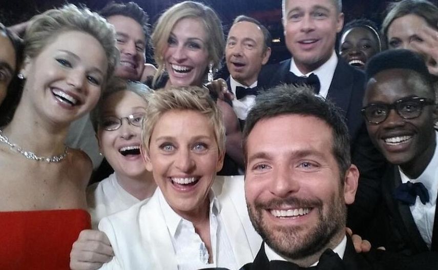 El famoso selfie de Bradley Cooper, Ellen DeGeneres, Meryl Streep, Jennifer Lawrence, Brad Pitt, entre otros, durante la pasada entrega de los Oscar. (CORTESÏA). 