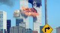 Segundo avión arremete contra torre este, Twin Towers, Nueva York, 11 de septiembre de 2001.