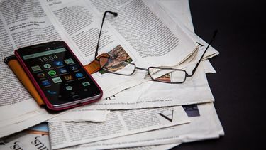 Inversores y ejecutivos dan la espalda a la importancia de los periódicos de papel en la era moderna.&nbsp;