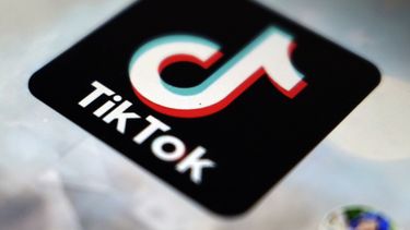 Logo de la plataforma china TikTok. Influencers utilizan la plataforma para hablar con más honestidad sobre el consumo de algunos productos.