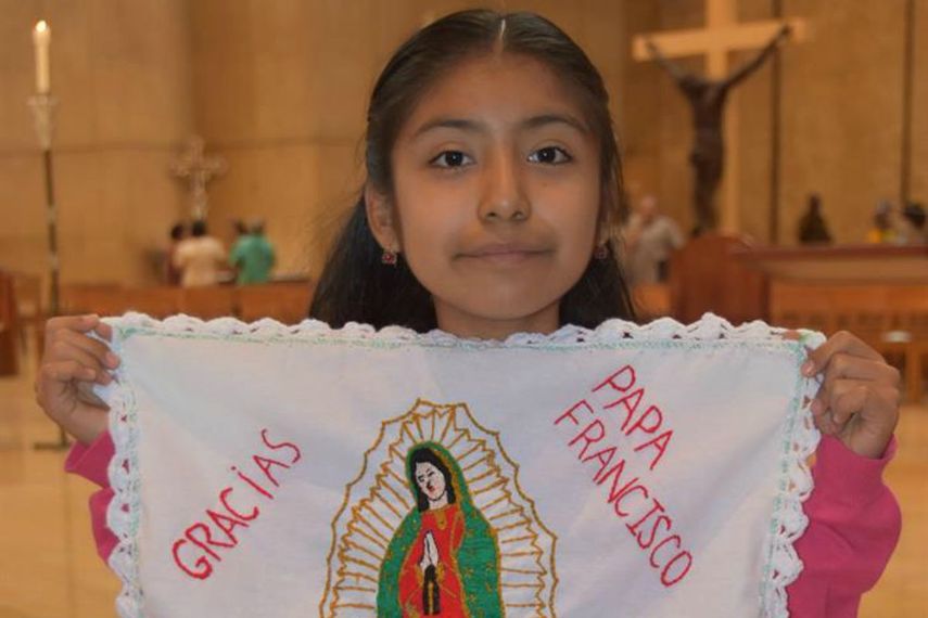 Un grupo de 300 peregrinos católicos que viajarán para sumarse a los actos programados por la visita del papa Francisco expresaron hoy su esperanza de que el mensaje del pontífice surta efecto para reformar la legislación migratoria en Estados Unidos