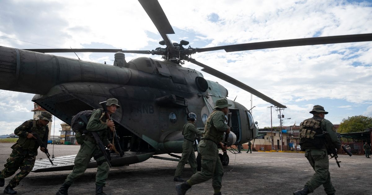 Dos militares mueren en accidente de helicóptero en Venezuela