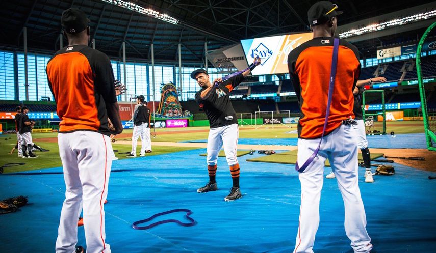 El actual presidente de la novena, Jeffrey Loria, aseguró que esperaba vender el equipo antes del 2018.