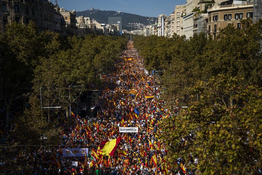 La protesta en Barcelona a favor de seguir siendo parte de Espa&ntilde;a el 27 de octubre del 2019.&nbsp;